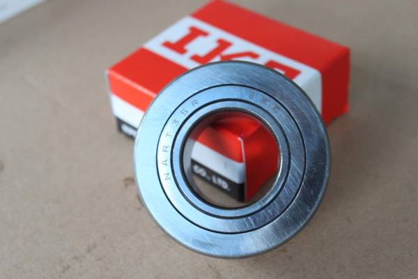 IKO CF8BR 螺栓型滾輪滾針軸承